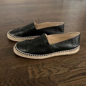 Chanel black lamb skin espadrilles 37 EUC 😍